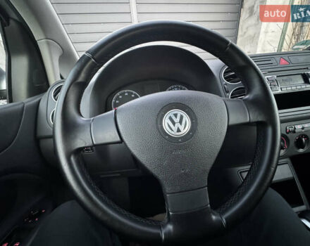 Сірий Фольксваген Golf Plus, об'ємом двигуна 1.6 л та пробігом 163 тис. км за 7499 $, фото 27 на Automoto.ua