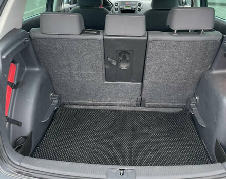 Серый Фольксваген Гольф Плюс, объемом двигателя 1.39 л и пробегом 219 тыс. км за 6200 $, фото 13 на Automoto.ua