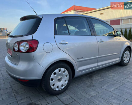 Серый Фольксваген Гольф Плюс, объемом двигателя 1.6 л и пробегом 99 тыс. км за 7250 $, фото 19 на Automoto.ua