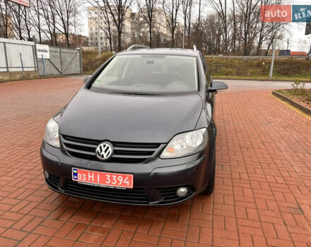 Серый Фольксваген Гольф Плюс, объемом двигателя 1.6 л и пробегом 128 тыс. км за 6700 $, фото 6 на Automoto.ua