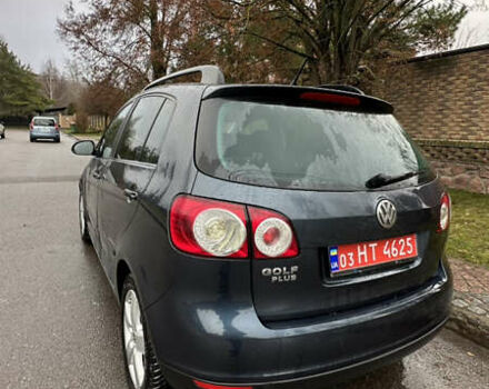 Серый Фольксваген Гольф Плюс, объемом двигателя 1.6 л и пробегом 165 тыс. км за 6850 $, фото 5 на Automoto.ua