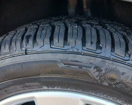 Серый Фольксваген Гольф Плюс, объемом двигателя 1.4 л и пробегом 185 тыс. км за 7199 $, фото 2 на Automoto.ua