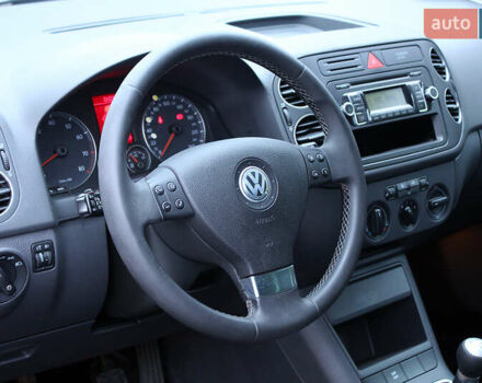 Серый Фольксваген Гольф Плюс, объемом двигателя 1.6 л и пробегом 189 тыс. км за 7800 $, фото 36 на Automoto.ua