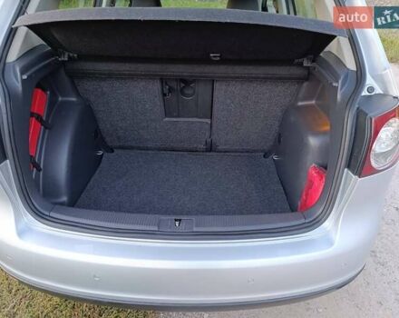 Серый Фольксваген Гольф Плюс, объемом двигателя 1.6 л и пробегом 237 тыс. км за 6399 $, фото 8 на Automoto.ua