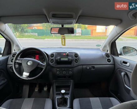 Сірий Фольксваген Golf Plus, об'ємом двигуна 1.4 л та пробігом 226 тис. км за 5900 $, фото 12 на Automoto.ua