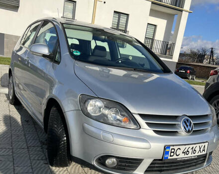Серый Фольксваген Гольф Плюс, объемом двигателя 1.6 л и пробегом 210 тыс. км за 7500 $, фото 5 на Automoto.ua
