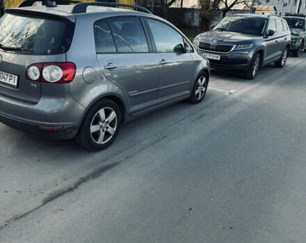 Сірий Фольксваген Golf Plus, об'ємом двигуна 1.4 л та пробігом 197 тис. км за 6000 $, фото 3 на Automoto.ua