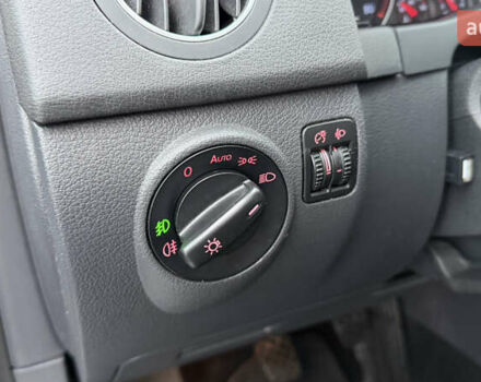 Серый Фольксваген Гольф Плюс, объемом двигателя 1.4 л и пробегом 220 тыс. км за 6500 $, фото 18 на Automoto.ua