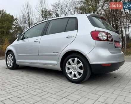 Серый Фольксваген Гольф Плюс, объемом двигателя 1.6 л и пробегом 127 тыс. км за 7550 $, фото 13 на Automoto.ua