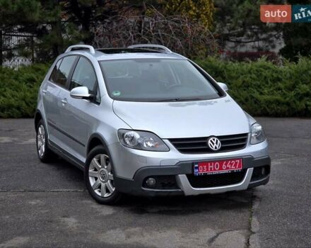 Серый Фольксваген Гольф Плюс, объемом двигателя 1.4 л и пробегом 121 тыс. км за 7400 $, фото 2 на Automoto.ua