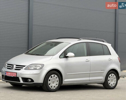 Серый Фольксваген Гольф Плюс, объемом двигателя 1.6 л и пробегом 206 тыс. км за 6200 $, фото 13 на Automoto.ua