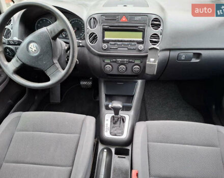Серый Фольксваген Гольф Плюс, объемом двигателя 0 л и пробегом 190 тыс. км за 6150 $, фото 10 на Automoto.ua
