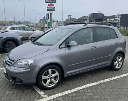 Серый Фольксваген Гольф Плюс, объемом двигателя 1.39 л и пробегом 219 тыс. км за 6200 $, фото 1 на Automoto.ua