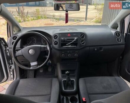 Серый Фольксваген Гольф Плюс, объемом двигателя 1.9 л и пробегом 202 тыс. км за 6600 $, фото 15 на Automoto.ua