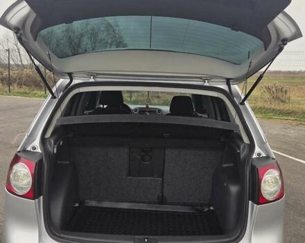 Серый Фольксваген Гольф Плюс, объемом двигателя 1.4 л и пробегом 211 тыс. км за 6400 $, фото 63 на Automoto.ua