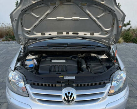 Серый Фольксваген Гольф Плюс, объемом двигателя 1.6 л и пробегом 99 тыс. км за 7250 $, фото 36 на Automoto.ua