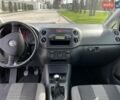Серый Фольксваген Гольф Плюс, объемом двигателя 1.6 л и пробегом 148 тыс. км за 6000 $, фото 7 на Automoto.ua