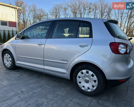 Серый Фольксваген Гольф Плюс, объемом двигателя 1.6 л и пробегом 99 тыс. км за 7250 $, фото 13 на Automoto.ua