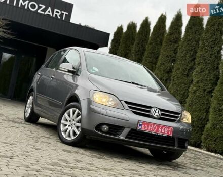 Серый Фольксваген Гольф Плюс, объемом двигателя 1.4 л и пробегом 155 тыс. км за 5700 $, фото 5 на Automoto.ua
