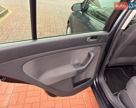 Серый Фольксваген Гольф Плюс, объемом двигателя 1.6 л и пробегом 128 тыс. км за 6700 $, фото 20 на Automoto.ua