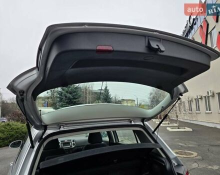 Серый Фольксваген Гольф Плюс, объемом двигателя 1.4 л и пробегом 121 тыс. км за 7400 $, фото 106 на Automoto.ua