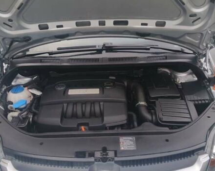 Серый Фольксваген Гольф Плюс, объемом двигателя 1.6 л и пробегом 240 тыс. км за 5999 $, фото 25 на Automoto.ua