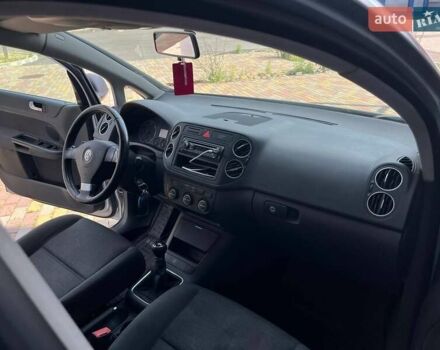 Серый Фольксваген Гольф Плюс, объемом двигателя 1.9 л и пробегом 202 тыс. км за 6600 $, фото 17 на Automoto.ua