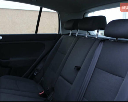 Серый Фольксваген Гольф Плюс, объемом двигателя 1.6 л и пробегом 210 тыс. км за 7500 $, фото 16 на Automoto.ua