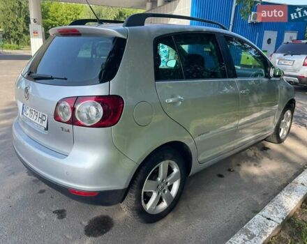 Серый Фольксваген Гольф Плюс, объемом двигателя 1.4 л и пробегом 206 тыс. км за 6300 $, фото 4 на Automoto.ua