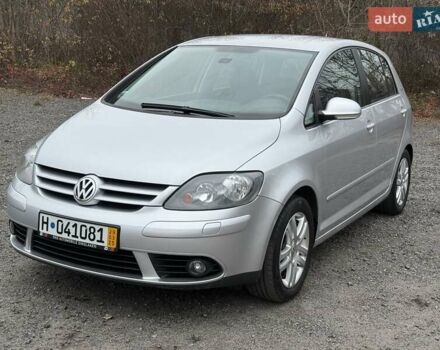 Серый Фольксваген Гольф Плюс, объемом двигателя 1.6 л и пробегом 189 тыс. км за 8400 $, фото 10 на Automoto.ua