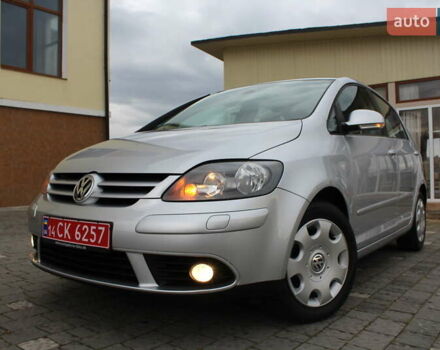 Фольксваген Гольф Плюс 2008 в Трускавце на Automoto.ua Серый Фольксваген Гольф Плюс, объемом двигателя 1.6 л и пробегом 195 тыс. км за 6790 $, фото 2 на Automoto.ua