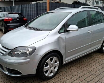 Фольксваген Гольф Плюс 2008 в Луцке на Automoto.ua Серый Фольксваген Гольф Плюс, объемом двигателя 0 л и пробегом 200 тыс. км за 5555 $, фото 1 на Automoto.ua
