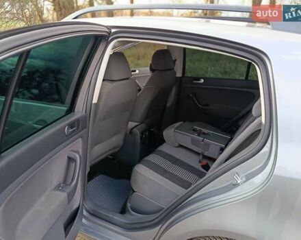 Фольксваген Гольф Плюс 2008 в Коростене на Automoto.ua Серый Фольксваген Гольф Плюс, объемом двигателя 1.6 л и пробегом 194 тыс. км за 6850 $, фото 11 на Automoto.ua