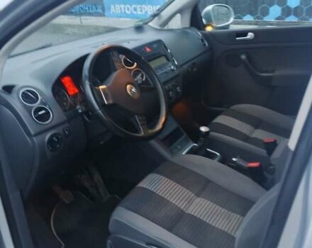 Серый Фольксваген Гольф Плюс, объемом двигателя 1.6 л и пробегом 240 тыс. км за 5999 $, фото 36 на Automoto.ua