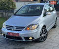 Серый Фольксваген Гольф Плюс, объемом двигателя 1.6 л и пробегом 208 тыс. км за 6490 $, фото 2 на Automoto.ua