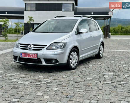 Серый Фольксваген Гольф Плюс, объемом двигателя 1.4 л и пробегом 225 тыс. км за 7550 $, фото 21 на Automoto.ua