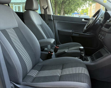 Сірий Фольксваген Golf Plus, об'ємом двигуна 1.4 л та пробігом 226 тис. км за 5900 $, фото 11 на Automoto.ua