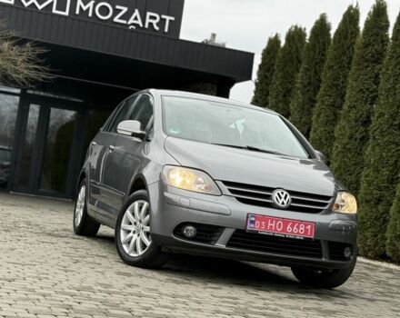 Серый Фольксваген Гольф Плюс, объемом двигателя 1.4 л и пробегом 155 тыс. км за 5700 $, фото 2 на Automoto.ua