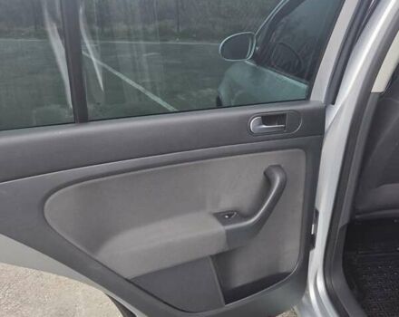 Серый Фольксваген Гольф Плюс, объемом двигателя 1.4 л и пробегом 211 тыс. км за 6400 $, фото 52 на Automoto.ua