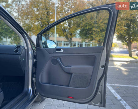 Фольксваген Гольф Плюс 2008 в Черкассах на Automoto.ua Серый Фольксваген Гольф Плюс, объемом двигателя 1.4 л и пробегом 238 тыс. км за 6599 $, фото 65 на Automoto.ua