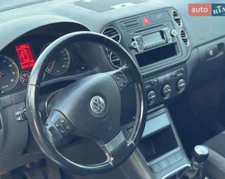 Серый Фольксваген Гольф Плюс, объемом двигателя 0 л и пробегом 166 тыс. км за 5800 $, фото 73 на Automoto.ua