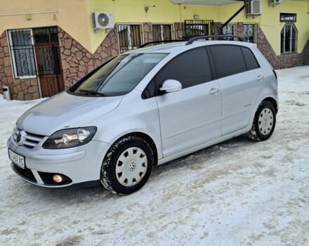 Серый Фольксваген Гольф Плюс, объемом двигателя 1.6 л и пробегом 192 тыс. км за 6200 $, фото 7 на Automoto.ua