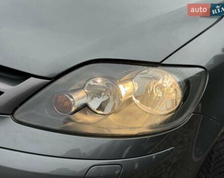 Серый Фольксваген Гольф Плюс, объемом двигателя 1.4 л и пробегом 155 тыс. км за 5700 $, фото 21 на Automoto.ua