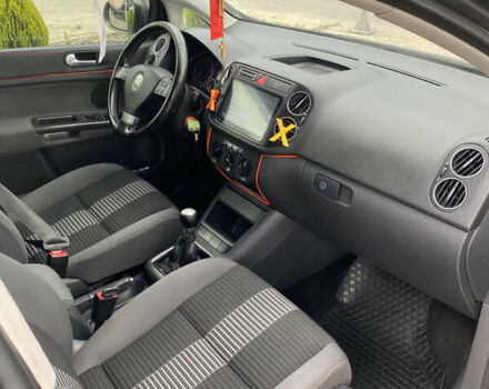 Серый Фольксваген Гольф Плюс, объемом двигателя 1.4 л и пробегом 231 тыс. км за 6600 $, фото 9 на Automoto.ua