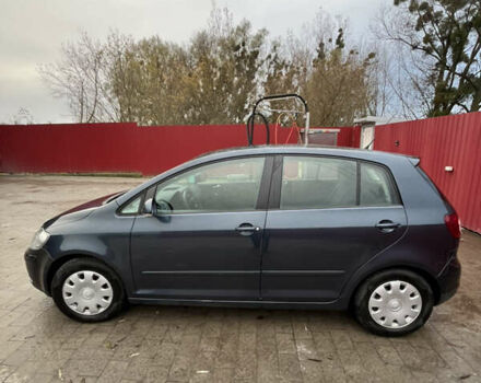 Серый Фольксваген Гольф Плюс, объемом двигателя 1.6 л и пробегом 230 тыс. км за 5600 $, фото 6 на Automoto.ua