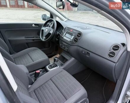 Серый Фольксваген Гольф Плюс, объемом двигателя 1.6 л и пробегом 189 тыс. км за 8400 $, фото 33 на Automoto.ua