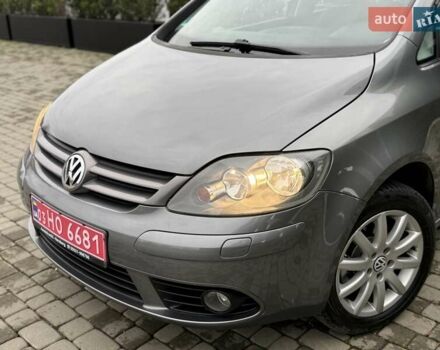 Серый Фольксваген Гольф Плюс, объемом двигателя 1.4 л и пробегом 155 тыс. км за 5700 $, фото 19 на Automoto.ua
