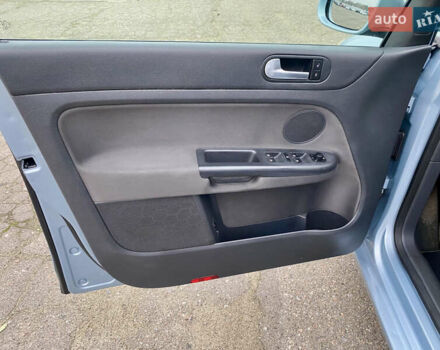 Серый Фольксваген Гольф Плюс, объемом двигателя 1.4 л и пробегом 200 тыс. км за 6900 $, фото 29 на Automoto.ua