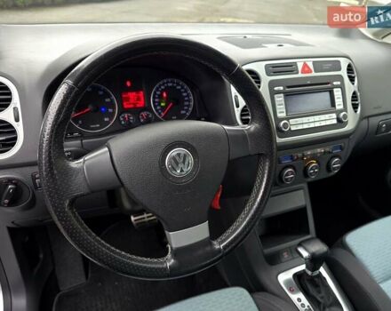 Серый Фольксваген Гольф Плюс, объемом двигателя 1.4 л и пробегом 121 тыс. км за 7400 $, фото 75 на Automoto.ua