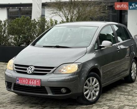 Серый Фольксваген Гольф Плюс, объемом двигателя 1.4 л и пробегом 155 тыс. км за 5700 $, фото 12 на Automoto.ua